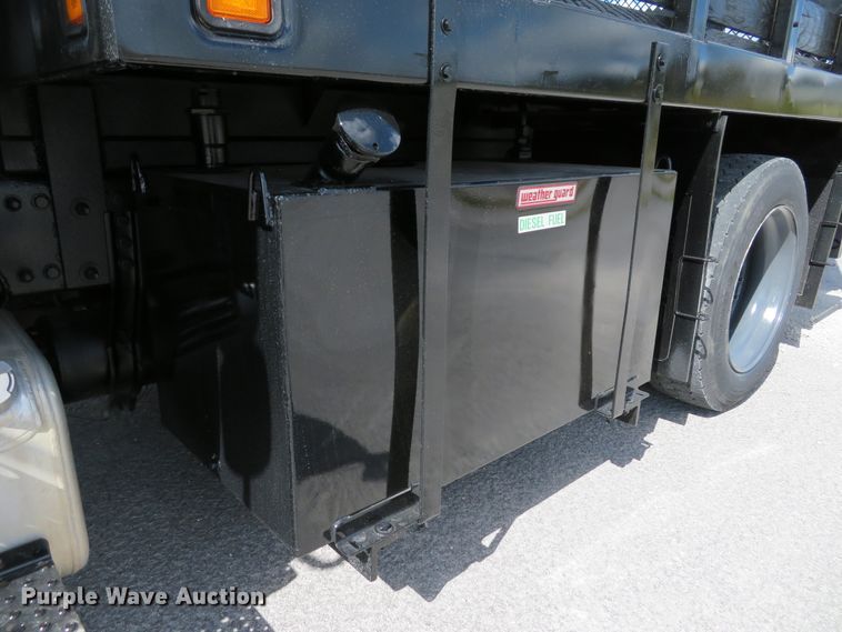 image for item DH1242 2007 Freightliner Business Class M2  flatbed truck