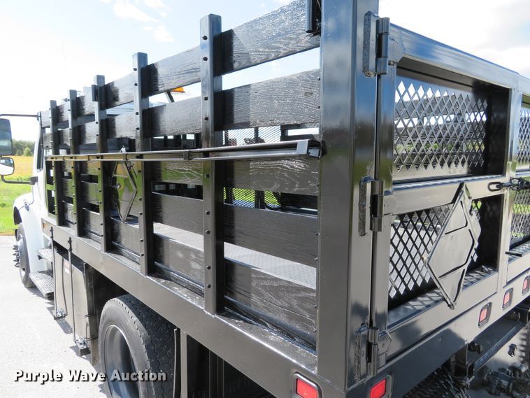 image for item DH1242 2007 Freightliner Business Class M2  flatbed truck