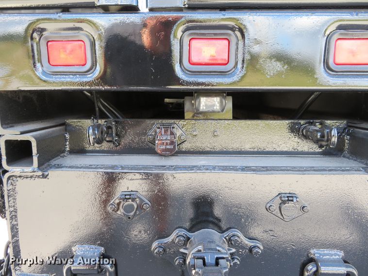 image for item DH1242 2007 Freightliner Business Class M2  flatbed truck