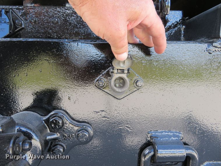 image for item DH1242 2007 Freightliner Business Class M2  flatbed truck