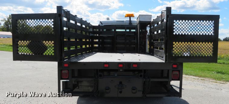 image for item DH1242 2007 Freightliner Business Class M2  flatbed truck