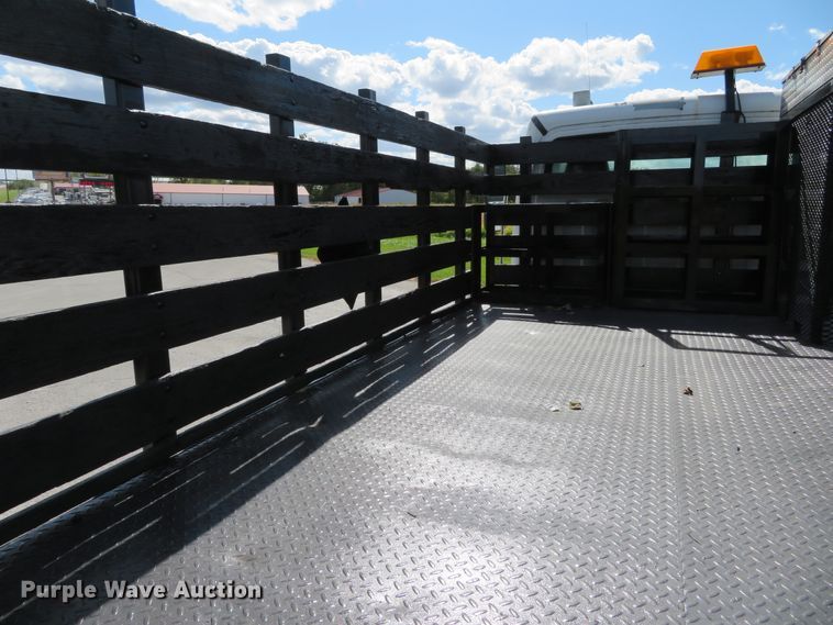 image for item DH1242 2007 Freightliner Business Class M2  flatbed truck