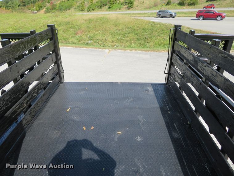 image for item DH1242 2007 Freightliner Business Class M2  flatbed truck