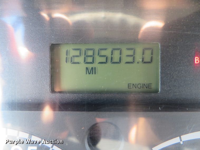 image for item DH1242 2007 Freightliner Business Class M2  flatbed truck