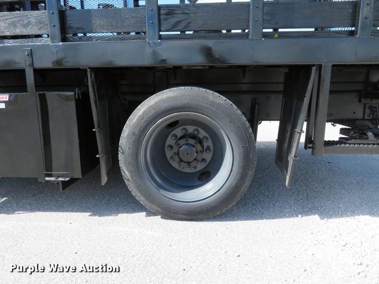 image for item DH1242 2007 Freightliner Business Class M2  flatbed truck