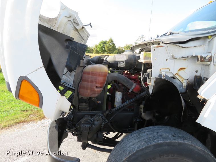 image for item DH1244 2013 Ford F750 Super Duty XL  box truck