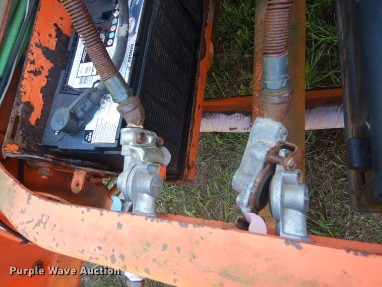 image for item DH5144 1998 Ford LA9000  semi truck