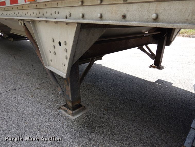 image for item DH5174 2005 Wilson double hopper bottom grain trailer