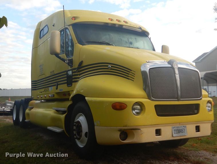 image for item DH5200 1997 Kenworth T2000  semi truck