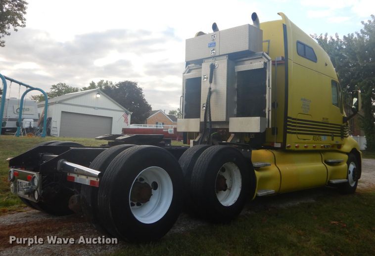 image for item DH5200 1997 Kenworth T2000  semi truck