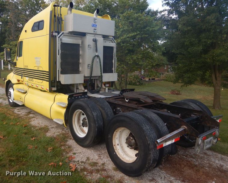 image for item DH5200 1997 Kenworth T2000  semi truck