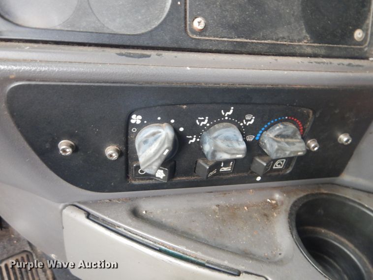 image for item DH5200 1997 Kenworth T2000  semi truck