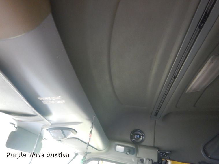 image for item DH5200 1997 Kenworth T2000  semi truck