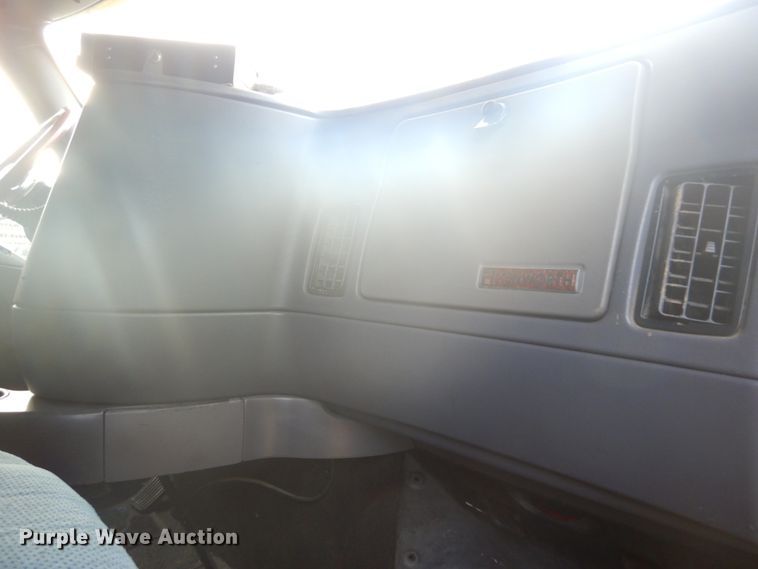 image for item DH5200 1997 Kenworth T2000  semi truck