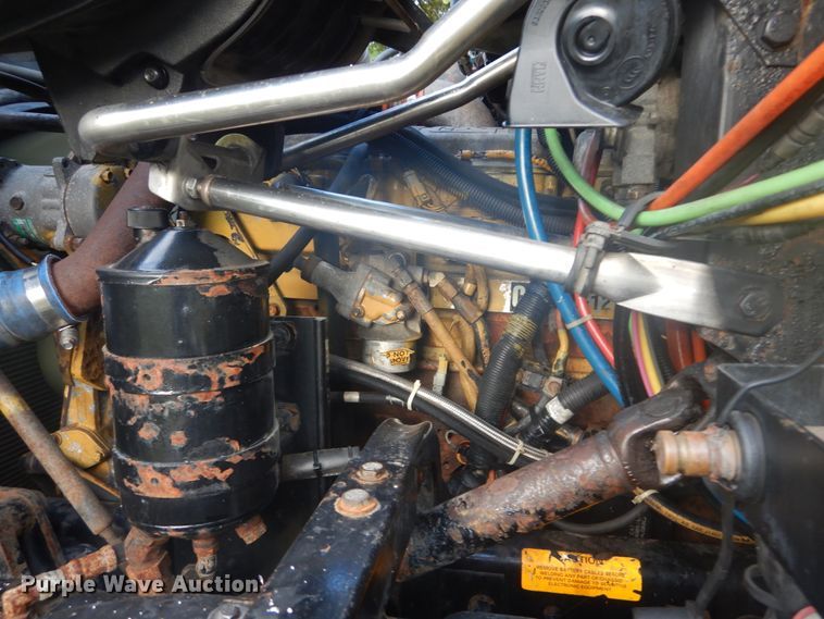 image for item DH5200 1997 Kenworth T2000  semi truck