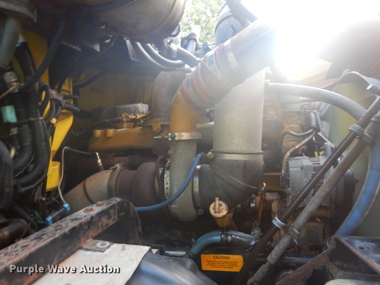 image for item DH5200 1997 Kenworth T2000  semi truck