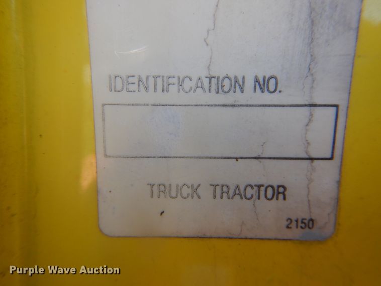 image for item DH5200 1997 Kenworth T2000  semi truck