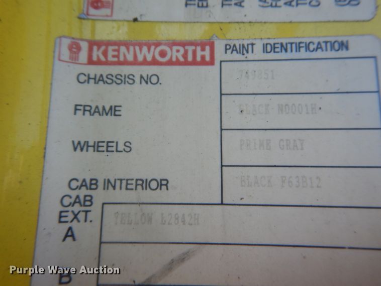 image for item DH5200 1997 Kenworth T2000  semi truck