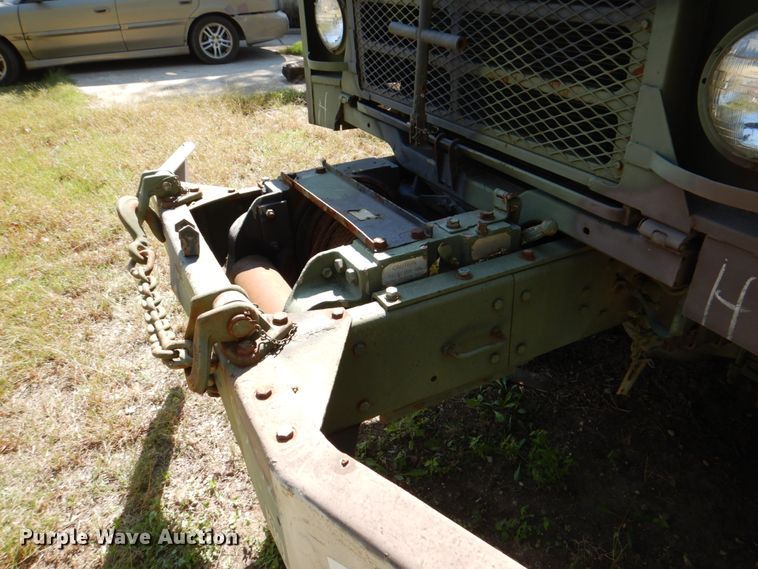 image for item DH5353 1985 Am General M925  flatbed truck