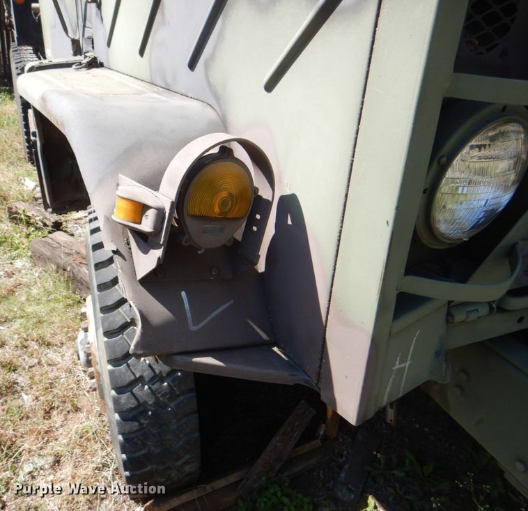 image for item DH5353 1985 Am General M925  flatbed truck