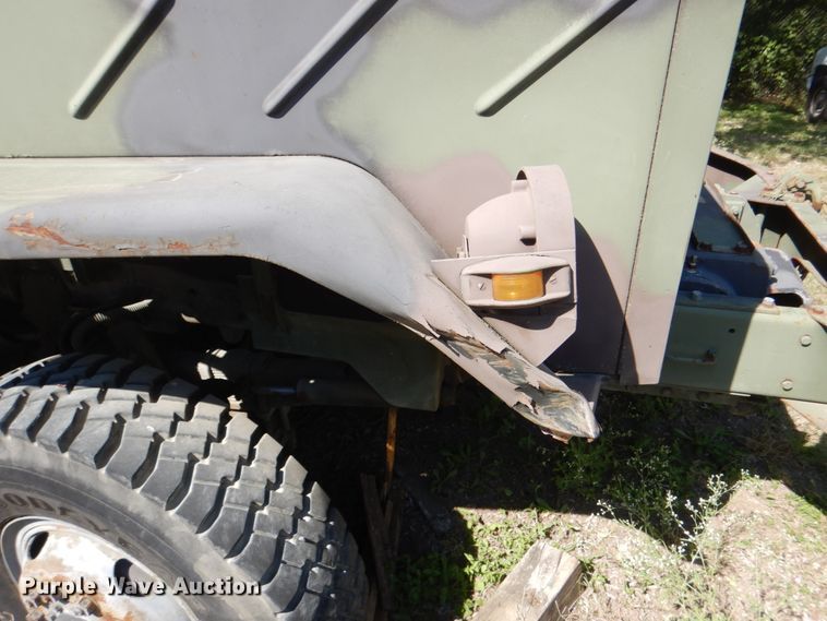 image for item DH5353 1985 Am General M925  flatbed truck