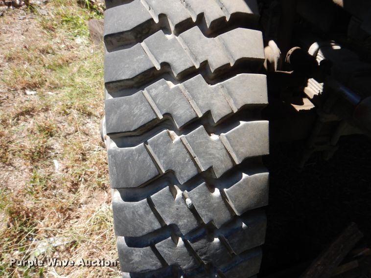 image for item DH5353 1985 Am General M925  flatbed truck