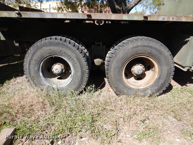image for item DH5353 1985 Am General M925  flatbed truck