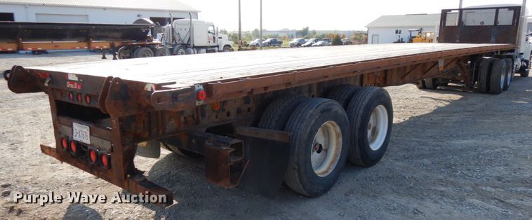 image for item DH6649 2001 Great Dane flatbed trailer