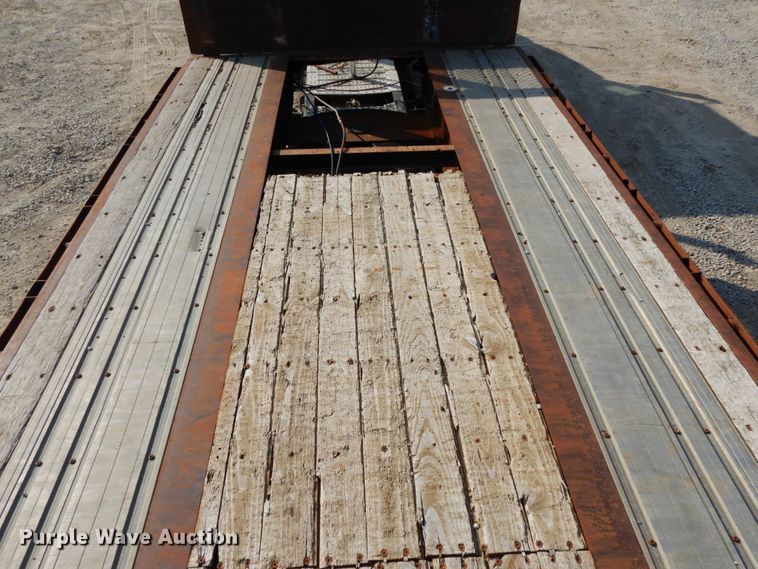 image for item DH6649 2001 Great Dane flatbed trailer