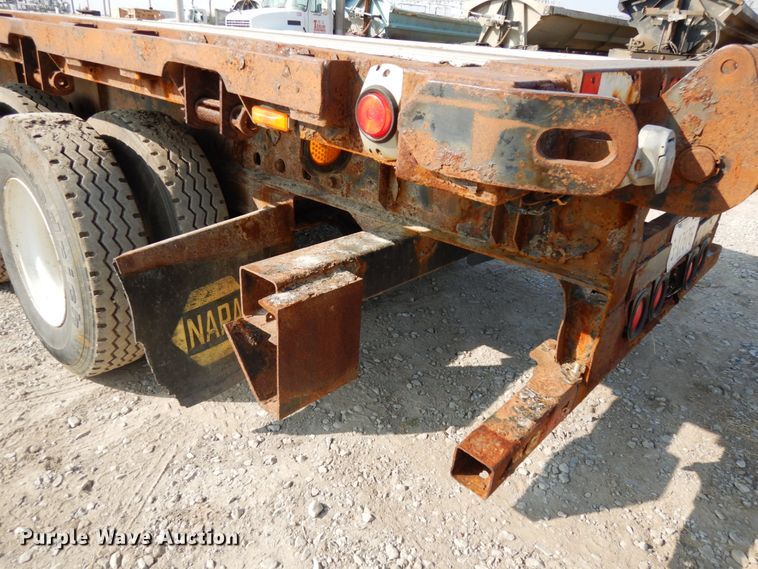 image for item DH6649 2001 Great Dane flatbed trailer