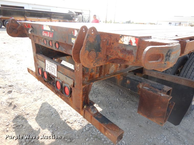 image for item DH6649 2001 Great Dane flatbed trailer