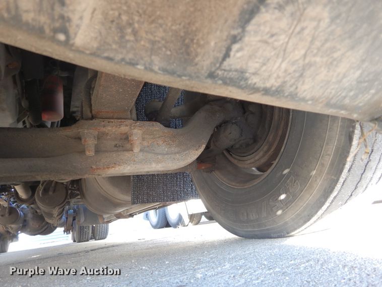 image for item DH6678 1995 Freightliner FLD  semi truck