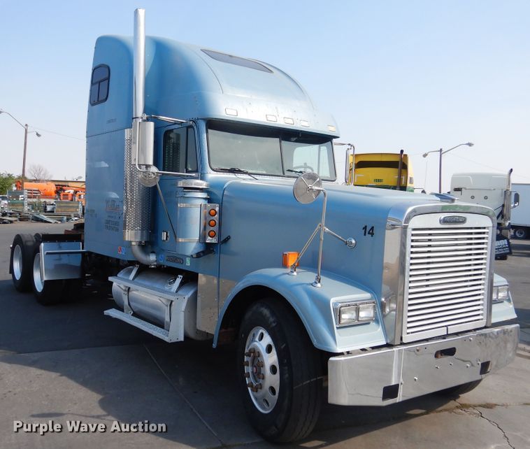 image for item DI3504 1995 Freightliner FLD  semi truck