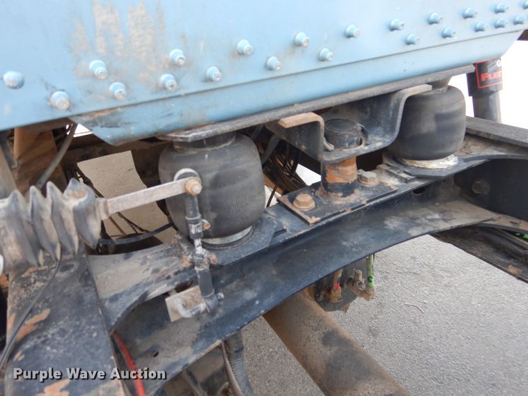 image for item DI3504 1995 Freightliner FLD  semi truck