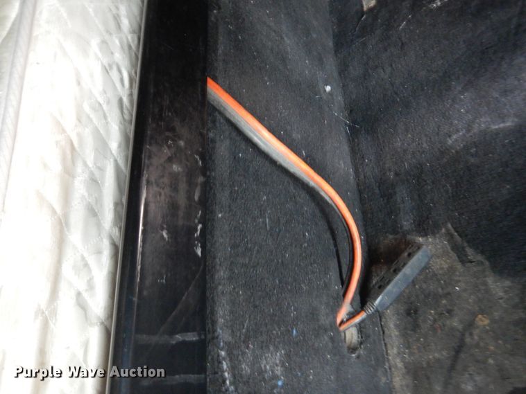 image for item DI3504 1995 Freightliner FLD  semi truck