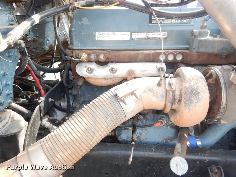 image for item DI3504 1995 Freightliner FLD  semi truck