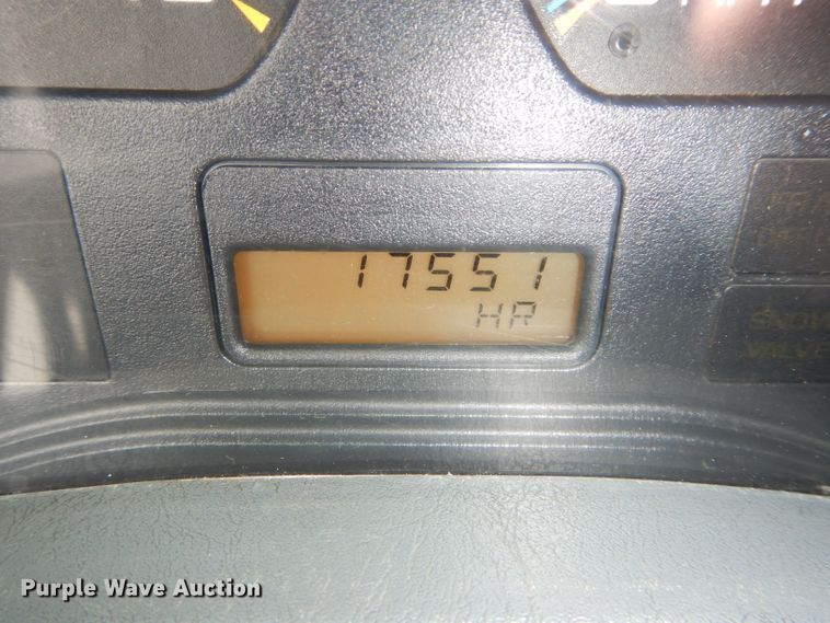 image for item DI8344 2006 International 4300  dump truck