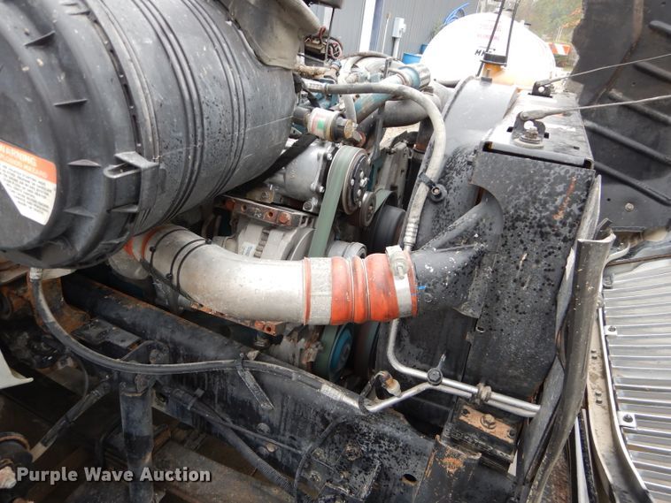 image for item DI8344 2006 International 4300  dump truck