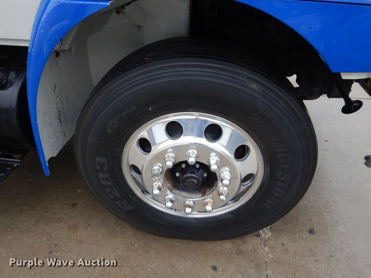 image for item DI8344 2006 International 4300  dump truck