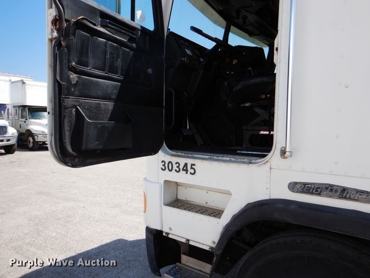 image for item DJ0751 1994 Freightliner FLB High  semi truck