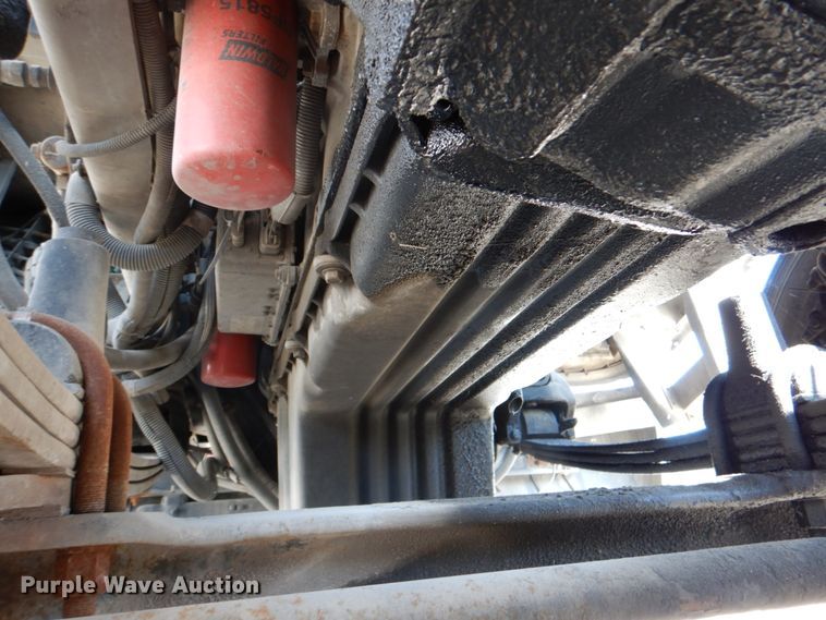 image for item DJ0751 1994 Freightliner FLB High  semi truck