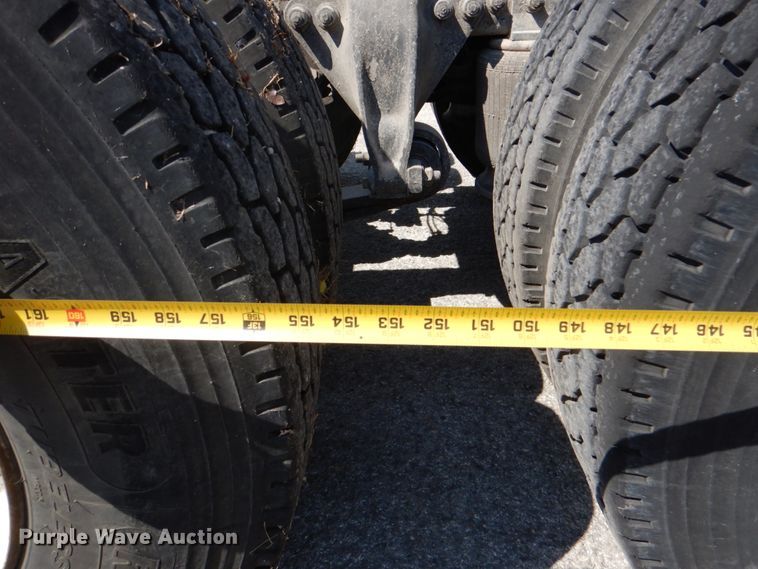 image for item DJ0751 1994 Freightliner FLB High  semi truck