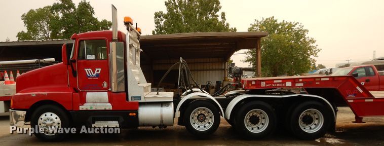 image for item DJ6516 1994 Kenworth  semi truck