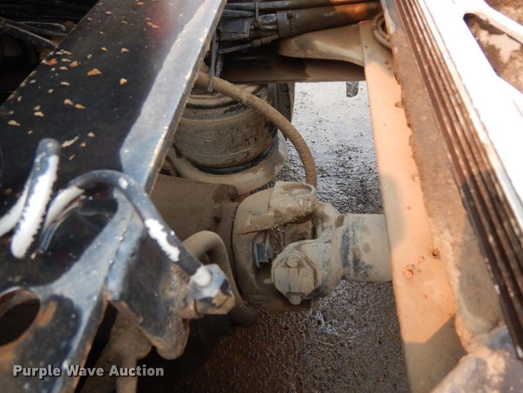 image for item DJ6516 1994 Kenworth  semi truck