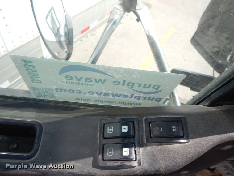 image for item DJ6534 2015 Western Star 4900A  semi truck