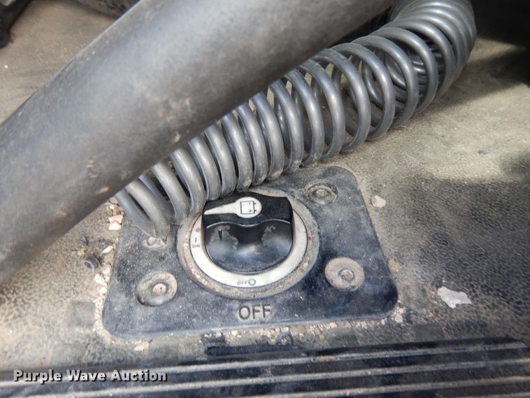 image for item DJ6534 2015 Western Star 4900A  semi truck