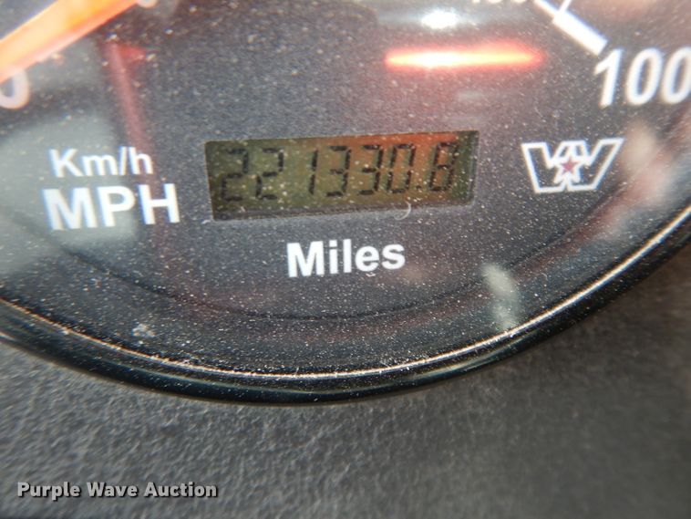 image for item DJ6534 2015 Western Star 4900A  semi truck