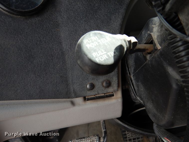 image for item DJ6534 2015 Western Star 4900A  semi truck