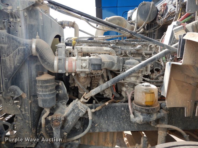 image for item DJ6534 2015 Western Star 4900A  semi truck