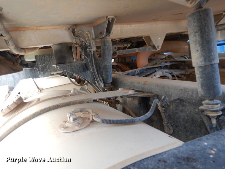 image for item DJ6534 2015 Western Star 4900A  semi truck